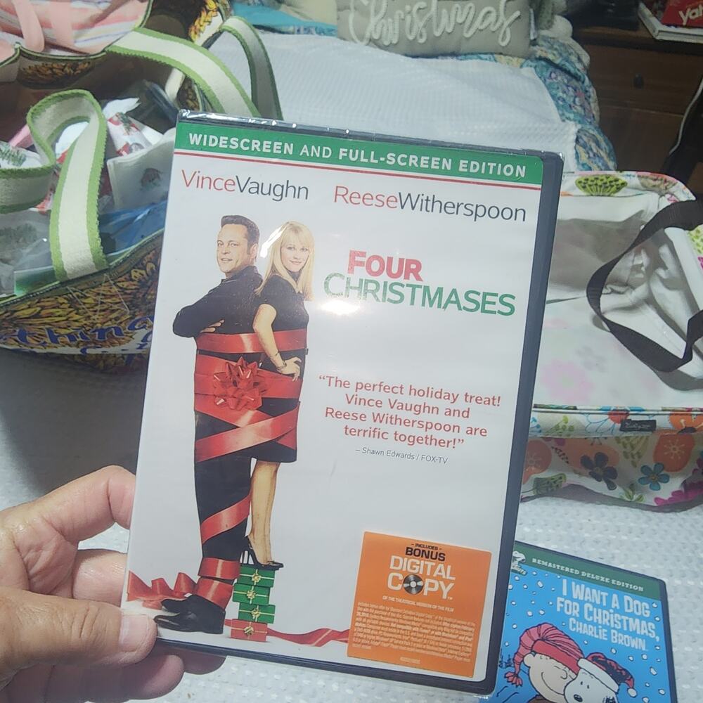 DVD FOUR CHRISTMAS DIGITAL COPY